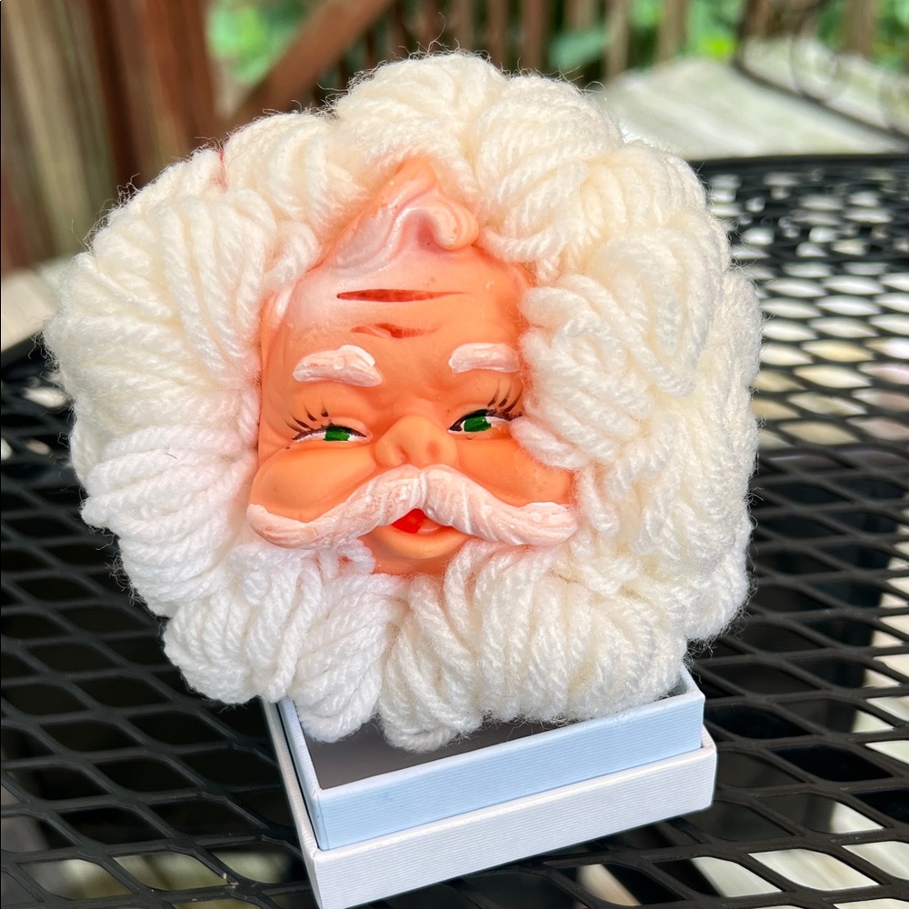 Vintage Santa Claus Yarn ball